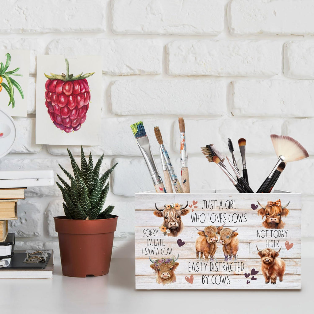 Highland Cow Pen Holder for Desk, Funny Easily Distracted by Cows Pencil Organizer