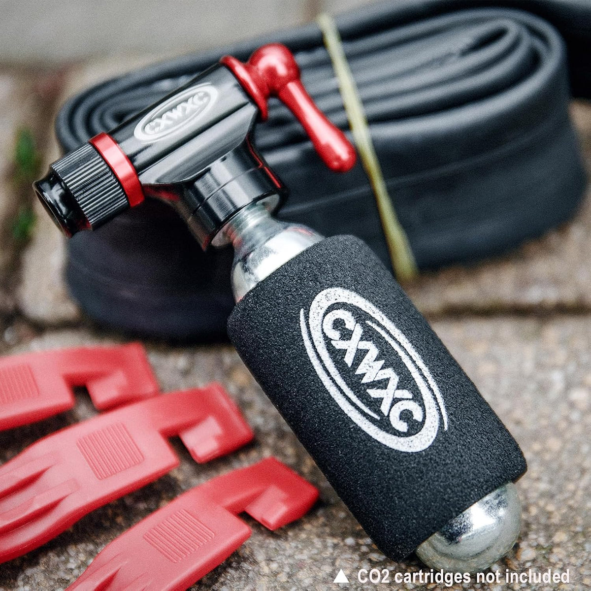CO2 Inflator with Tire Levers - Presta & Schrader Valve Compatible